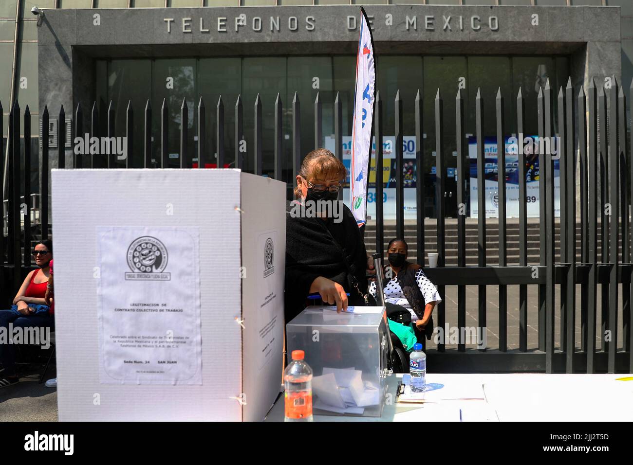 A worker of Telmex votes outside the headquarters of Telmex after the company's union went on strike after failing to come to an agreement with the company over a new collective labour agreement, in Mexico City, Mexico, July 22, 2022. REUTERS/Edgard Garrido Stock Photo