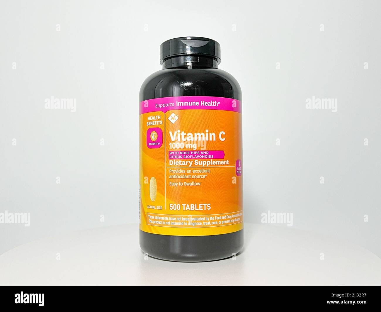 Orlando, FL USA - July 14, 2022:  A bottle of Members Mark Vitamin C on a white background. Stock Photo