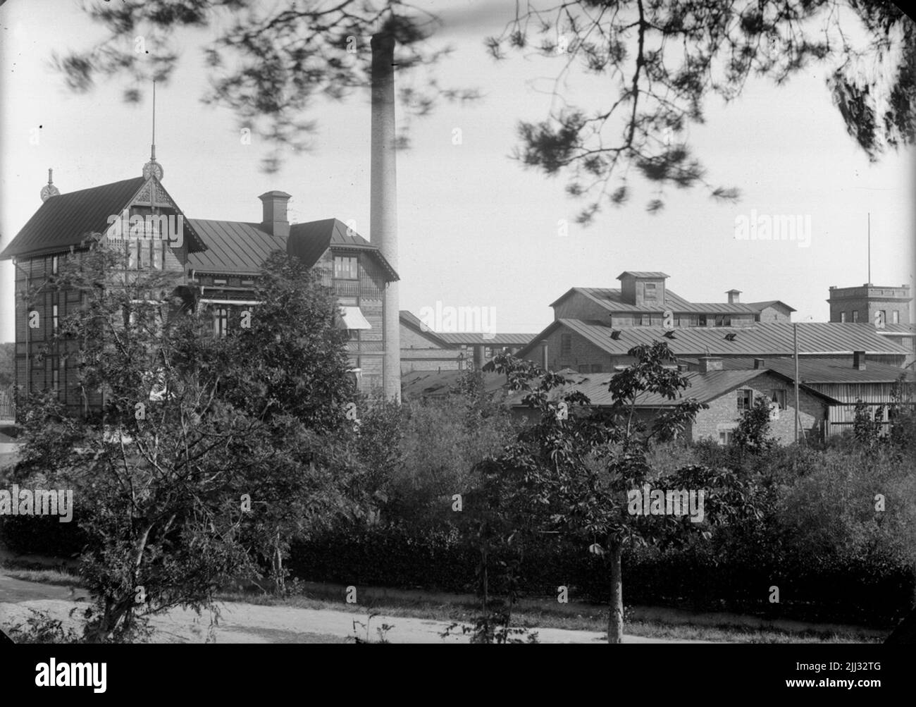 Industrial buildings Black and White Stock Photos & Images - Alamy