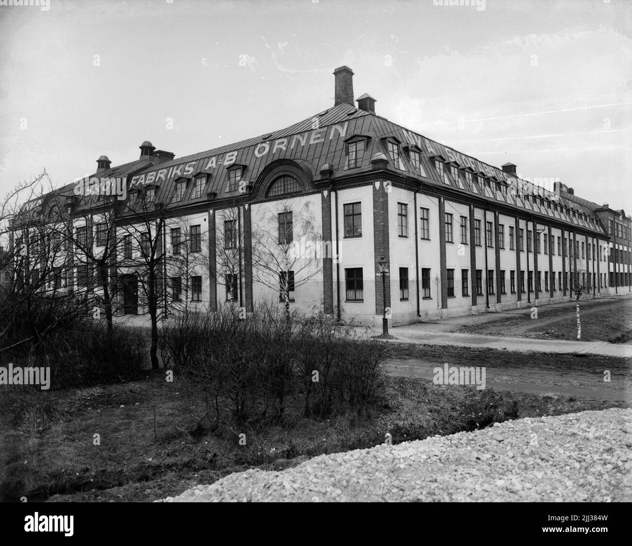 New Skofabriks AB Örnen, two and three storey angle built shoe