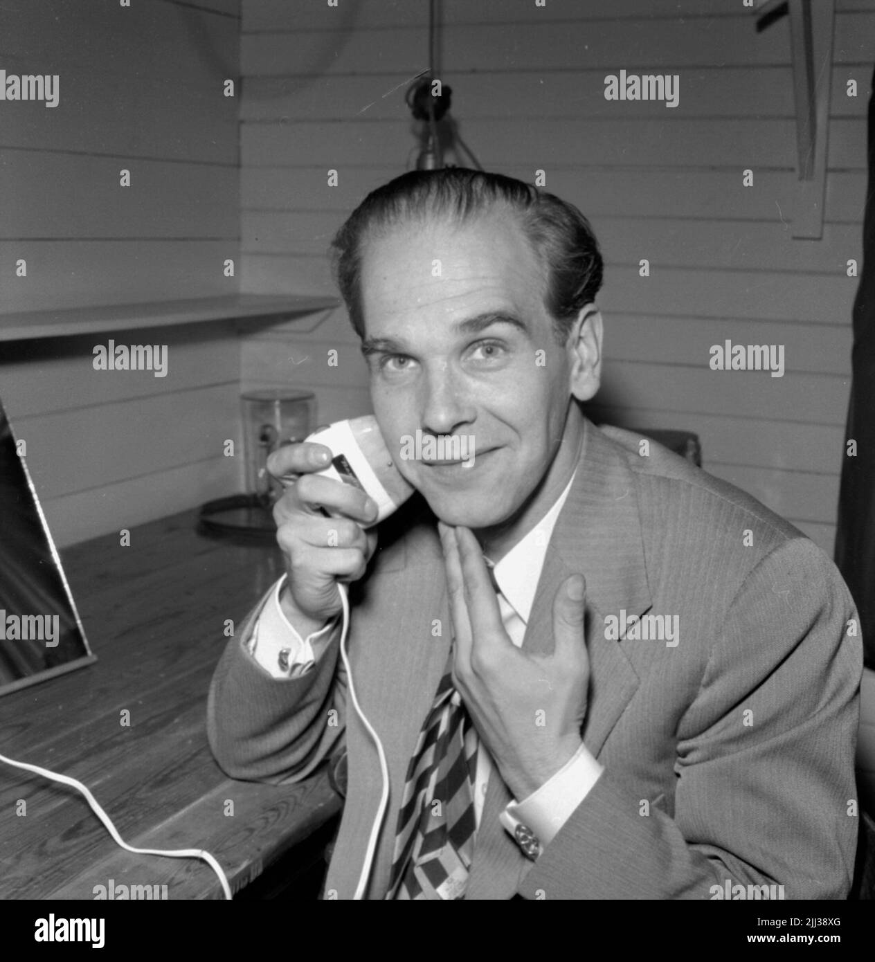 August 1955 Black and White Stock Photos & Images Alamy