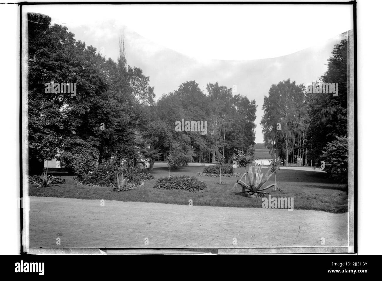 Segersjö Herrgård, the park around the manor. Chamberlain Montgomery ...