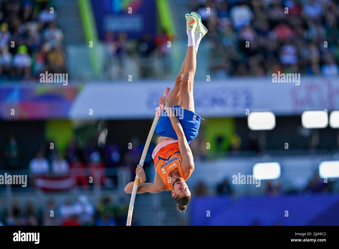 Oregon, USA. 22nd July, 2022. World Athletics Championships Oregon22 - Day Six EUGENE, OREGON - JULY 20: Athletes compete on day six of the World Athletics Championships Oregon22 at Hayward Field on July 20, 2022 in Eugene, Oregon.EUGENE, UNITED STATES - JULY 22: Rutger Koppelaar of The Netherlands competing on Men's Pole Vault during the World Athletics Championships on July 22, 2022 in Eugene, United States (Photo by Andy Astfalck/BSR Agency) Atletiekunie Credit: Orange Pics BV/Alamy Live News Stock Photo