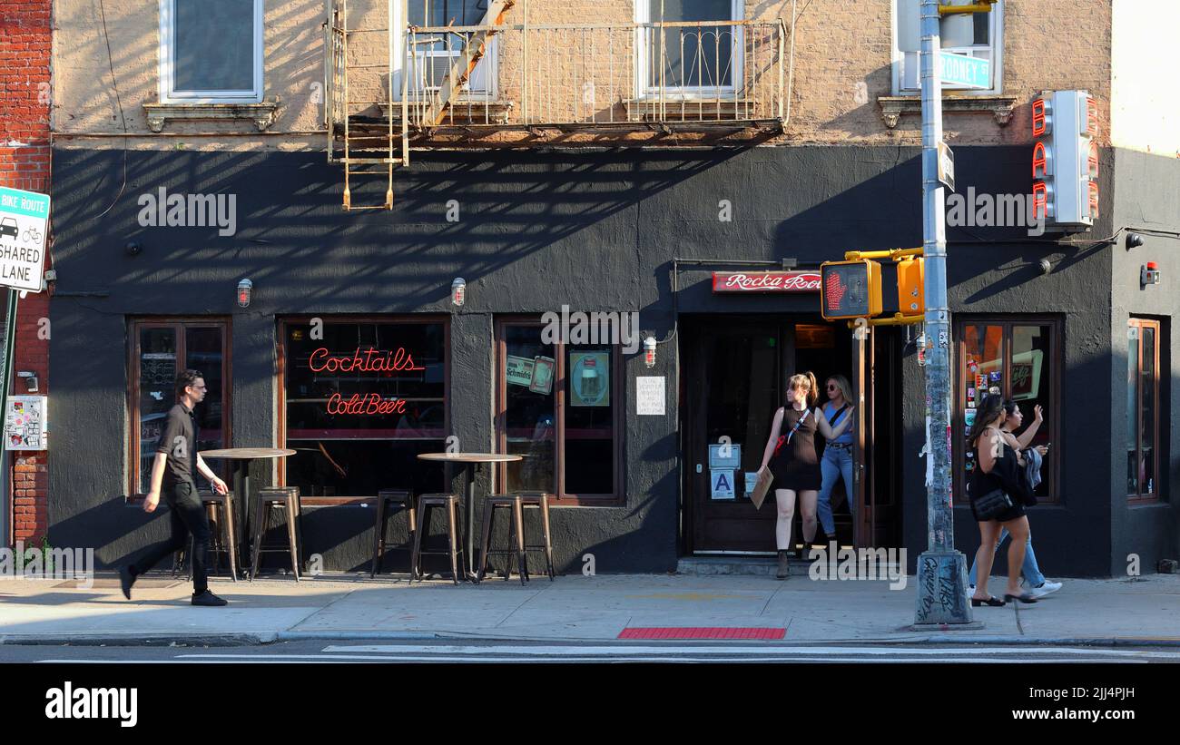 Rocka Rolla, 486 Metropolitan Ave, Brooklyn, NY. exterior storefront of a bar in the Williamsburg neighborhood. Stock Photo