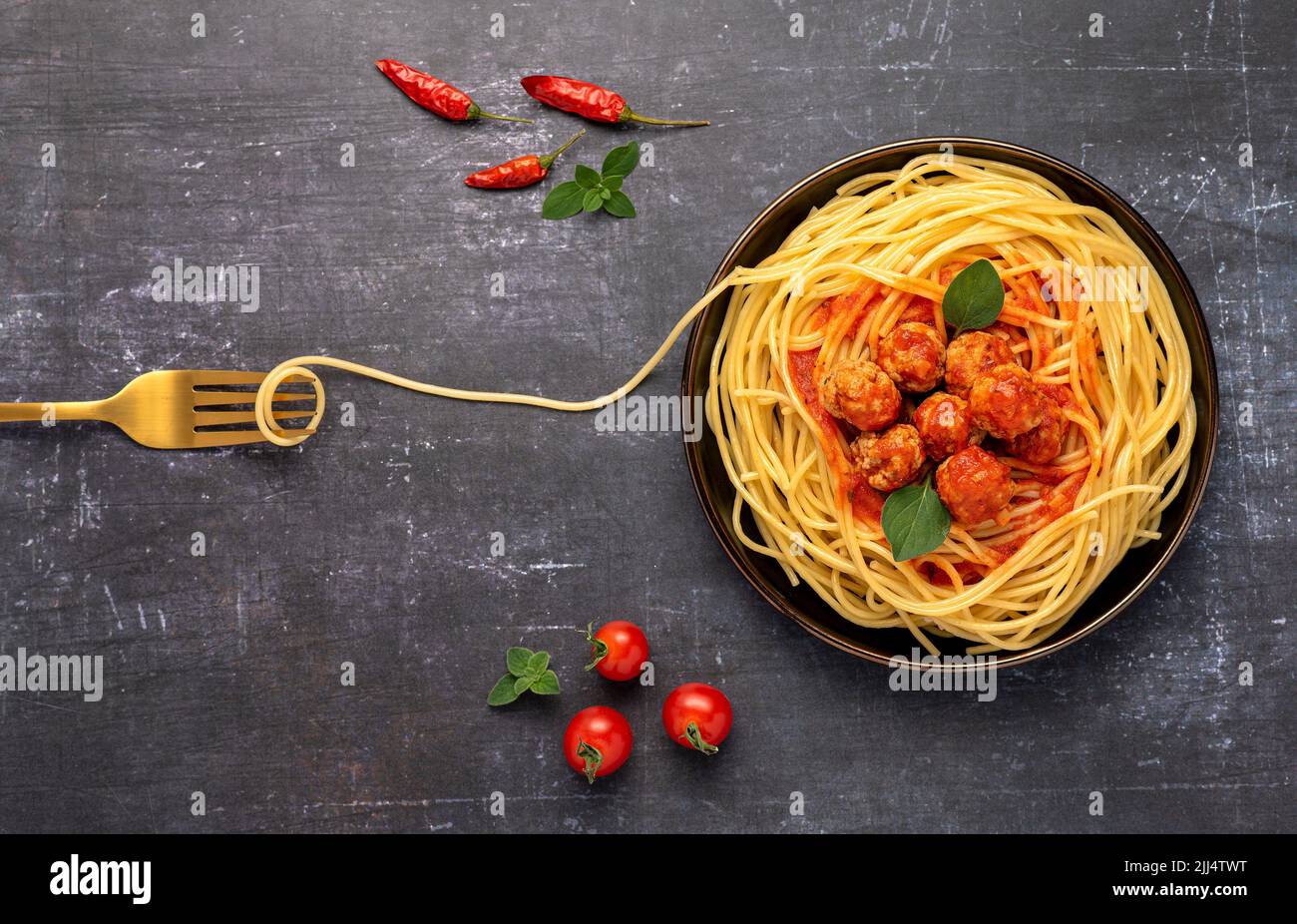 Spaghetti with fork hires stock photography and images Alamy