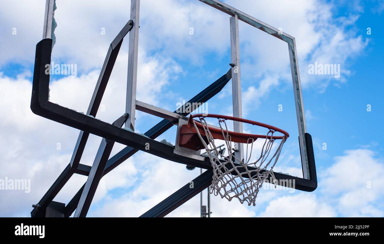Broken basketball rim hi-res stock photography and images - Page 2 - Alamy