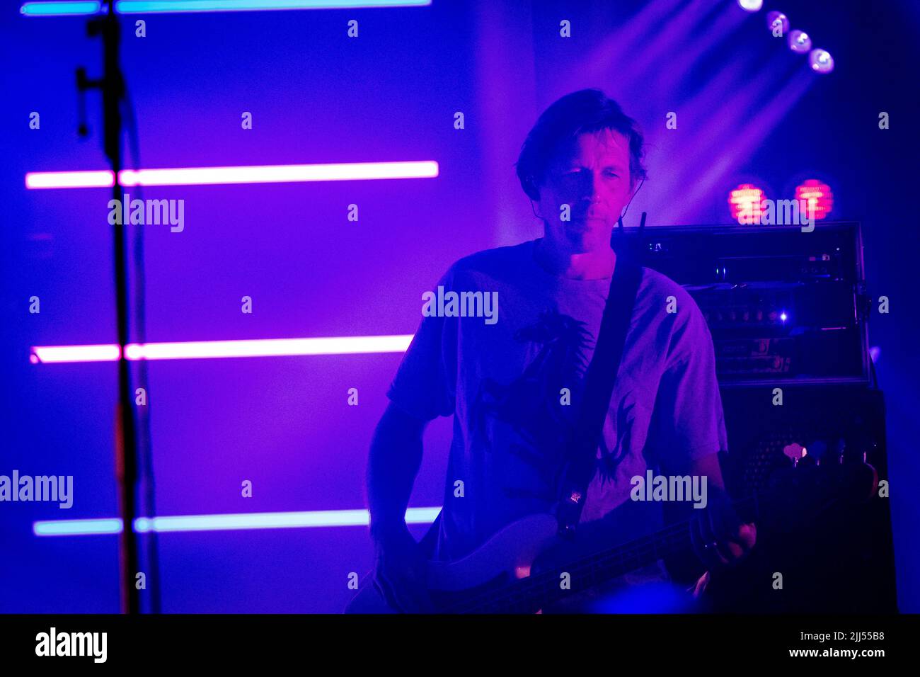 Disque jockey hires stock photography and images Alamy