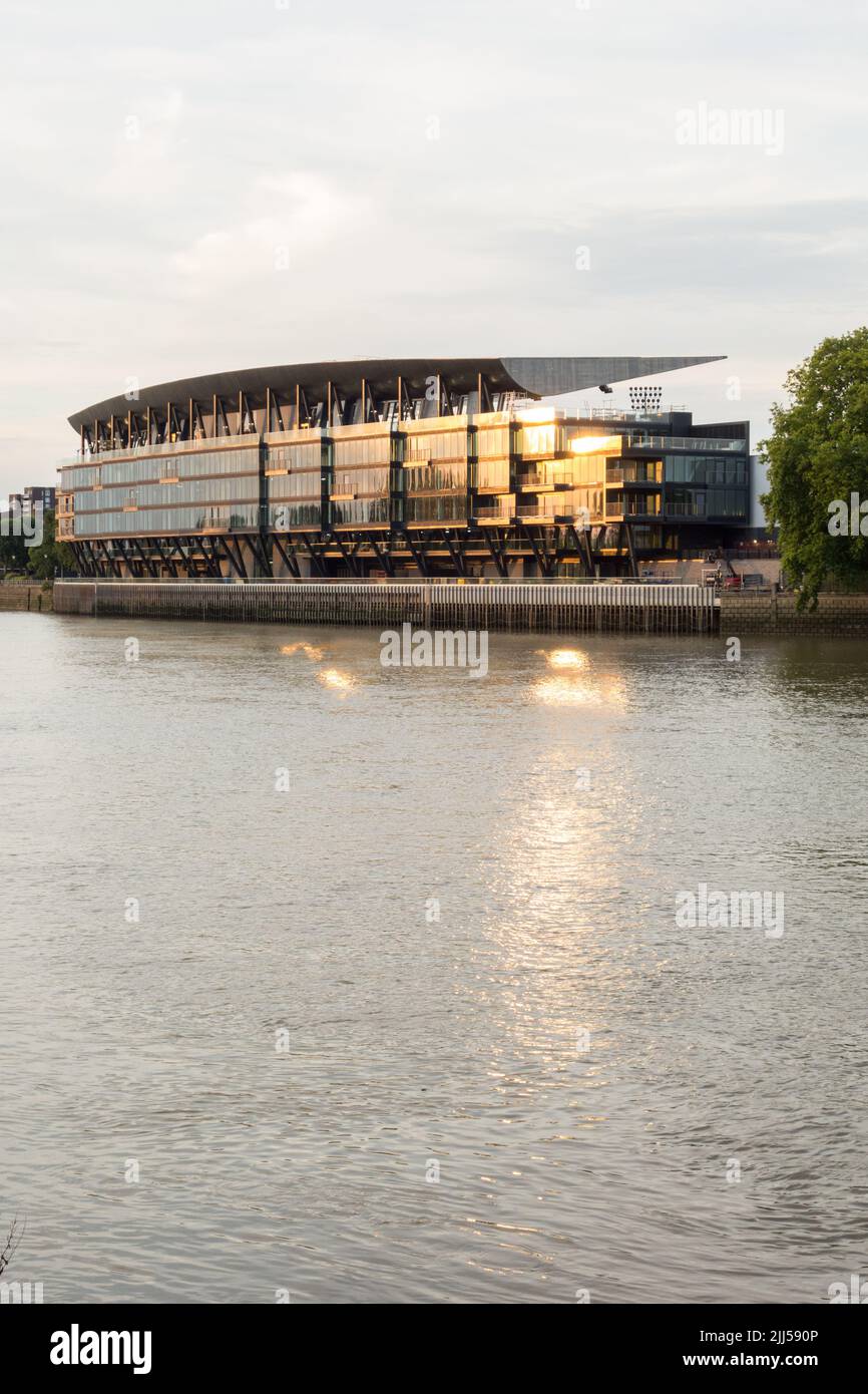 Fulham Football Club's new Riverside Stand on the banks of the River Thames in southwest London, England, U.K. Stock Photo