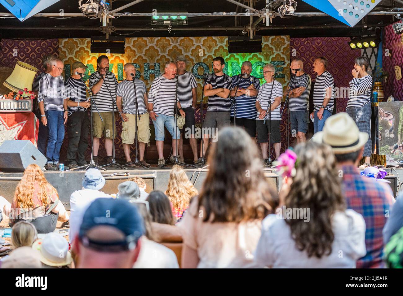 Henham Park, Suffolk, UK. 23rd July, 2022. The Hay Shantymen sing sea ...