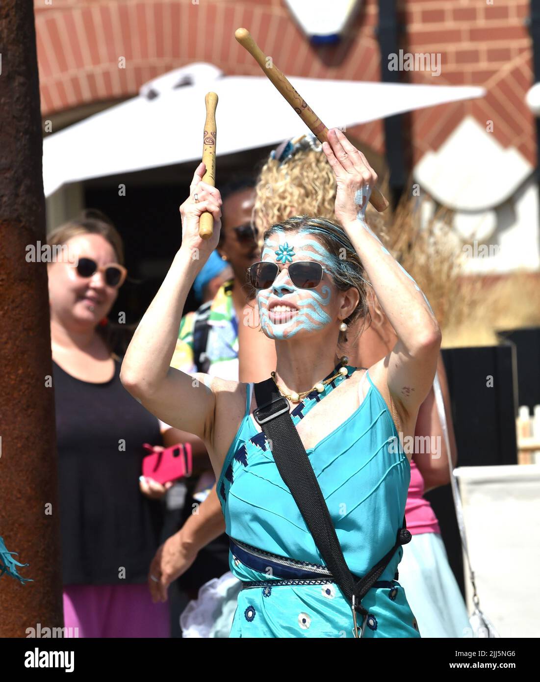 March of the mermaids brighton 2022 hi-res stock photography and images ...