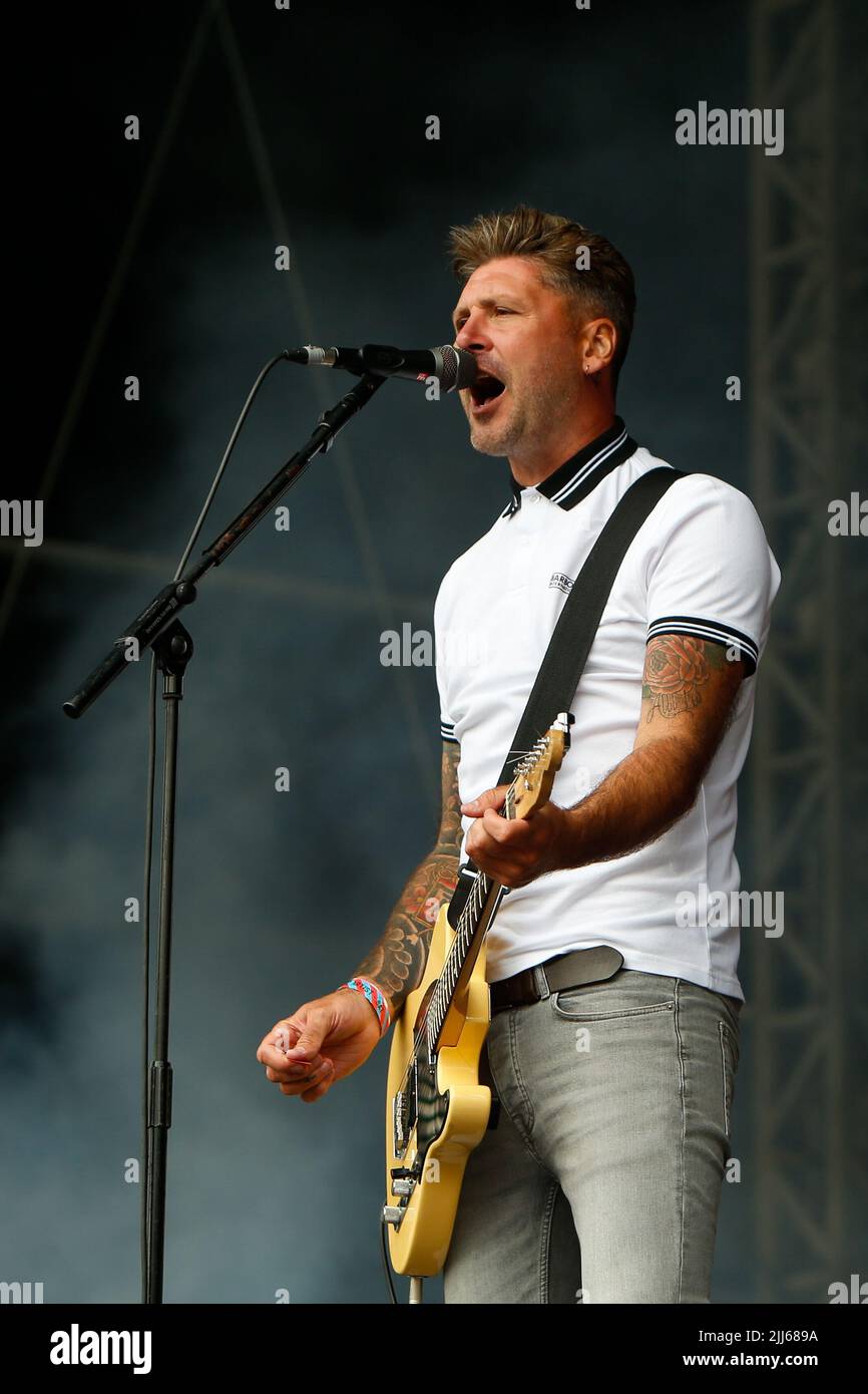 Jon Windle lead singer of Little Man Tate gives away his
