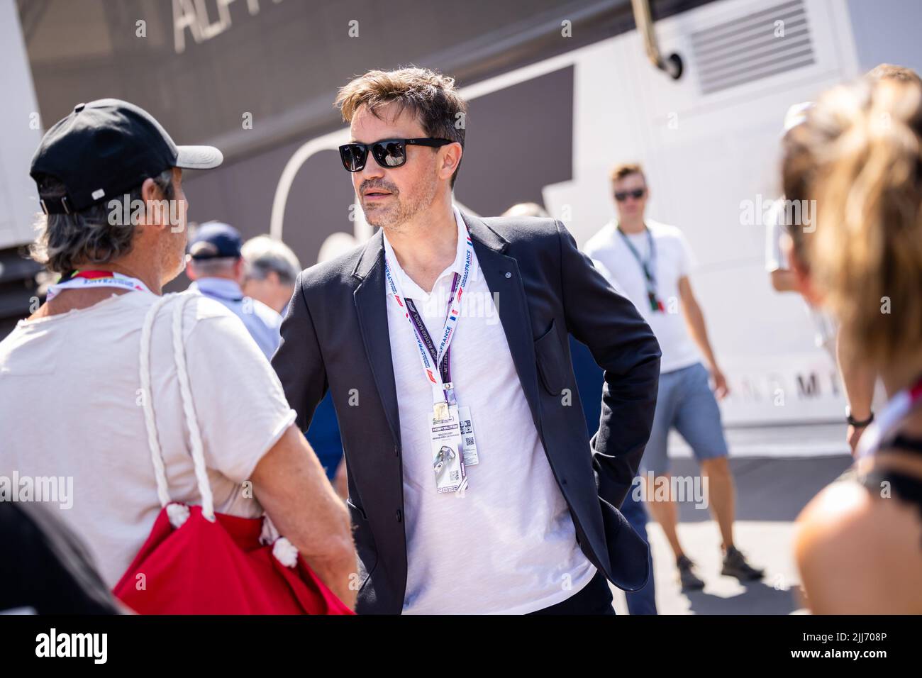 SENECAL Thomas (fr), chief editor Canal+, portrait during the Formula 1 Lenovo Grand Prix de France, French Grand Prix 2022, 12th round of the 2022 FIA Formula One World Championship from July SENECAL Thomas (fr), chief editor Canal+, portrait during the Formula 1 Lenovo Grand Prix de France, French Grand Prix 2022, 12th round of the 2022 FIA Formula One World Championship from July
