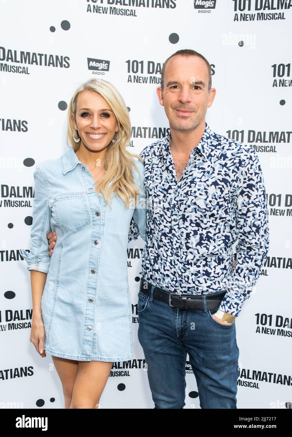 London, UK, Friday, 22nd July 2022 Martin Lewis and wife Lara Lewington arrive at the 101 Dalmations Press night at the Regent’s Park Open Air Theatre. Credit: DavidJensen / Empics Entertainment / Alamy Live News Stock Photo