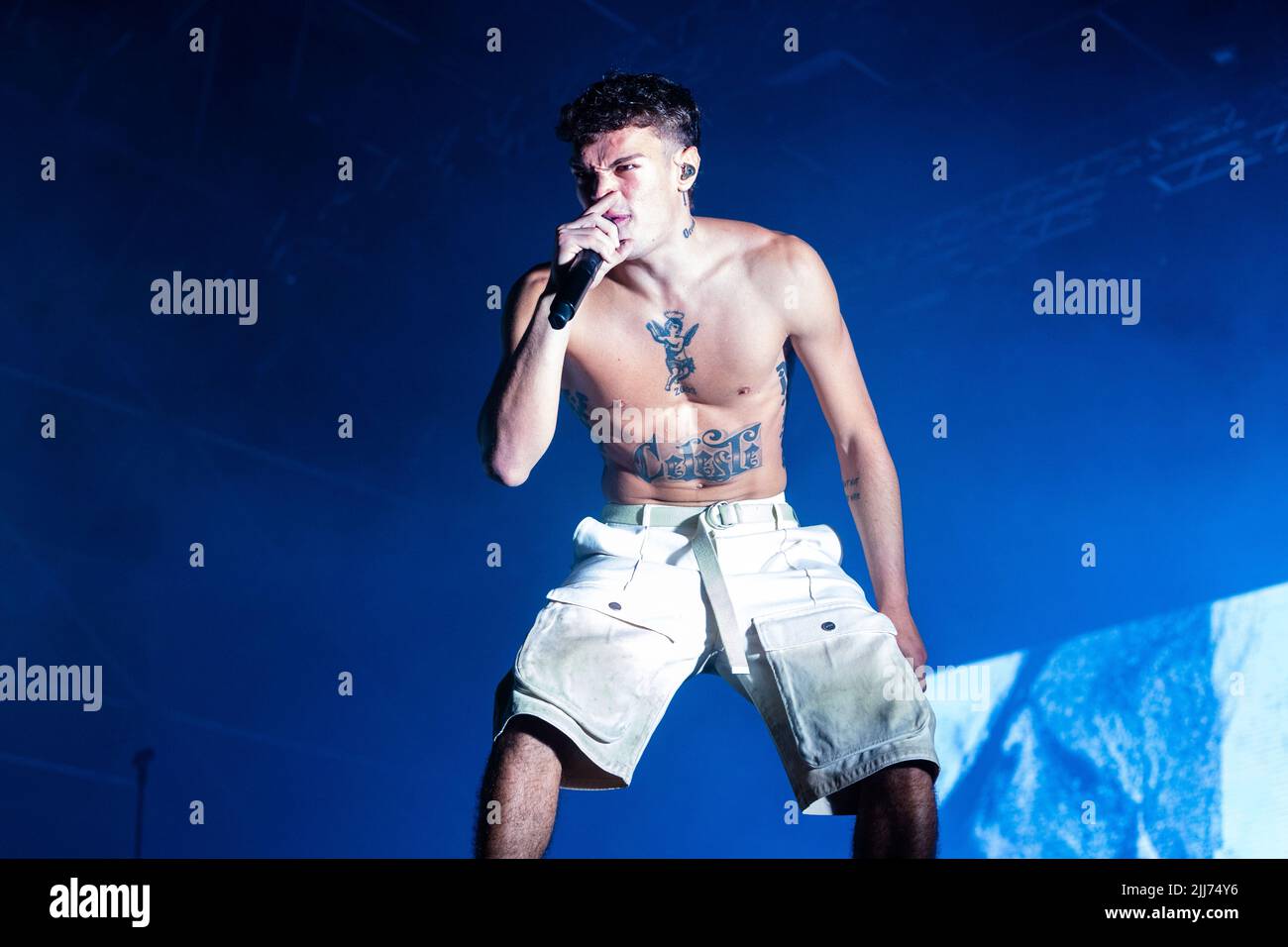 Servigliano, Italia. 23rd July, 2022. July 23 2022, Servigliano, Italy. Blanco in concert at NoSound Festival. Credit: Mairo Cinquetti/Alamy Live News Stock Photo