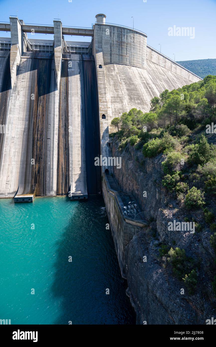 El Grado Dam, Hydro-Electricity Generation, Huesca, Spain Stock Photo