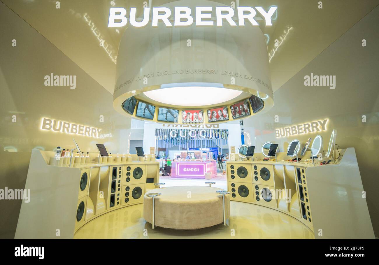 Burberry usa locations hot sale