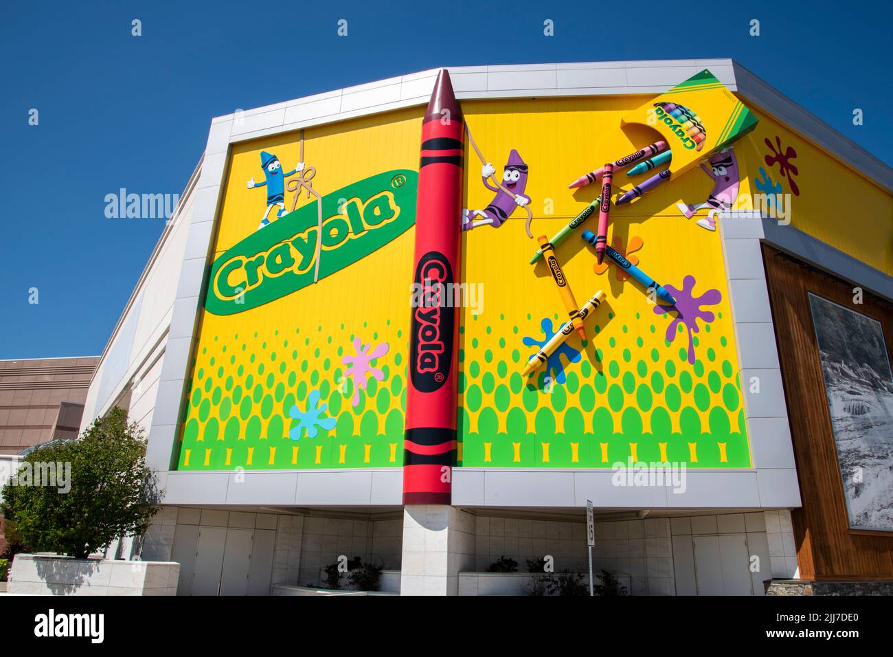 Bloomington, Minnesota. Mall of America.  Crayola experience store logo. One of over 500 stores at the mall. Stock Photo