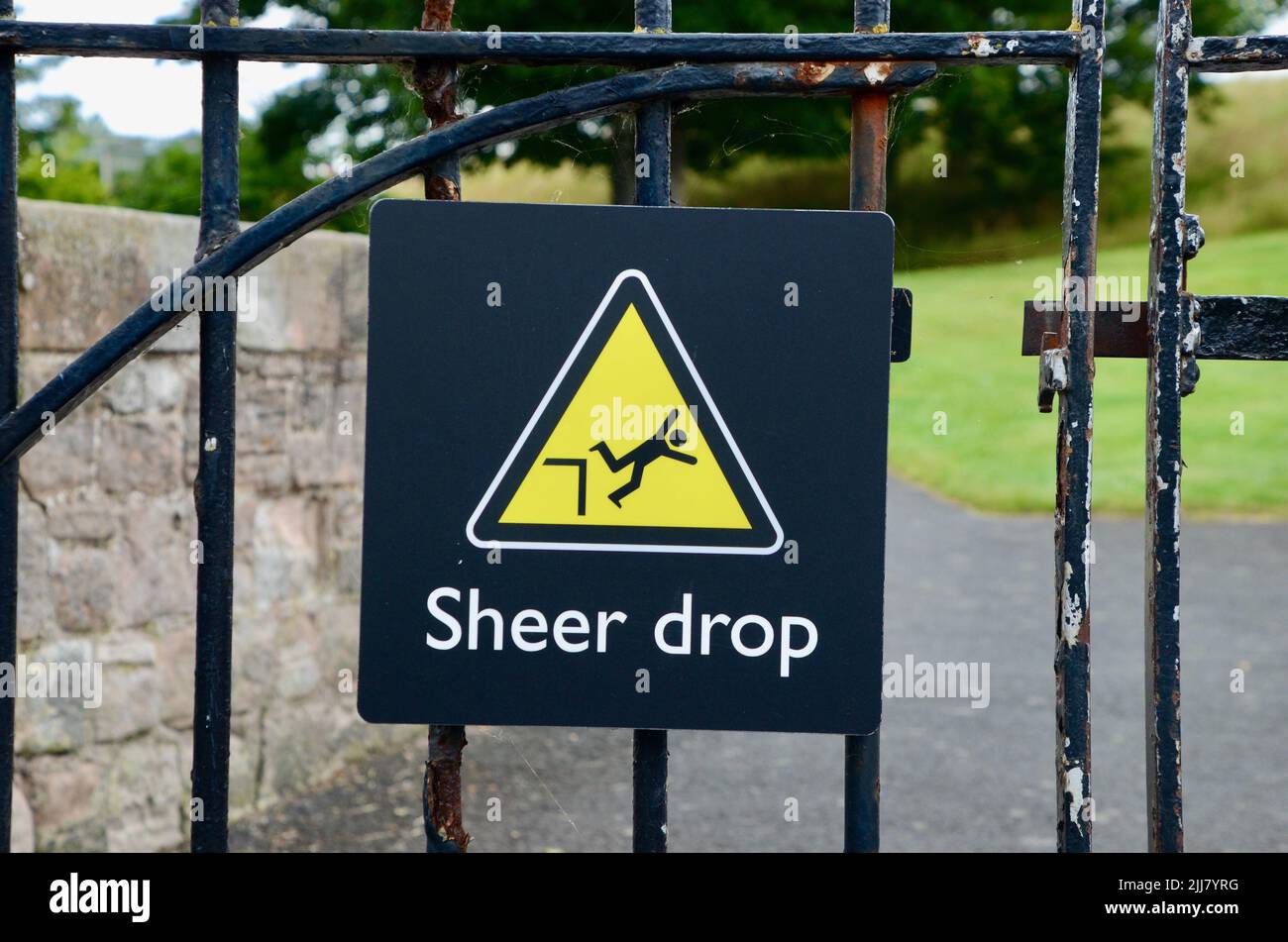warning sign for sheer drop berwick on tweed quay walls northumberland england great britain 2022 Stock Photo