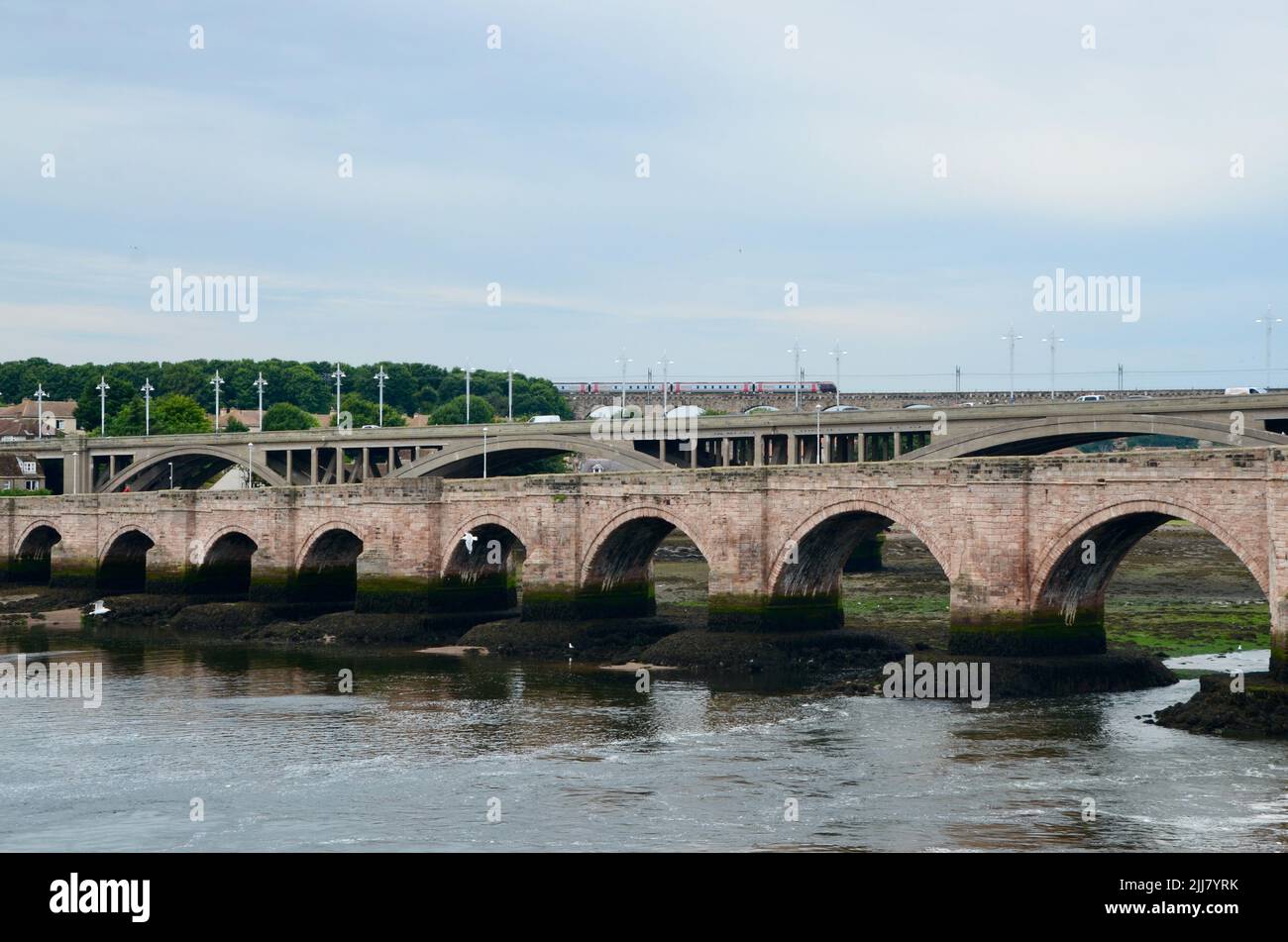 road and rail bridges made of old stone in berwick upon tweed northumberland england great britain 2022 Stock Photo