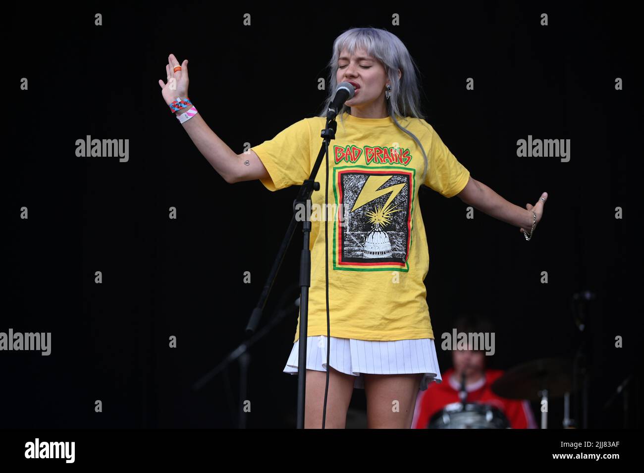 pixy-performing-at-tramlines-festival-uk-23-07-2022-stock-photo-alamy