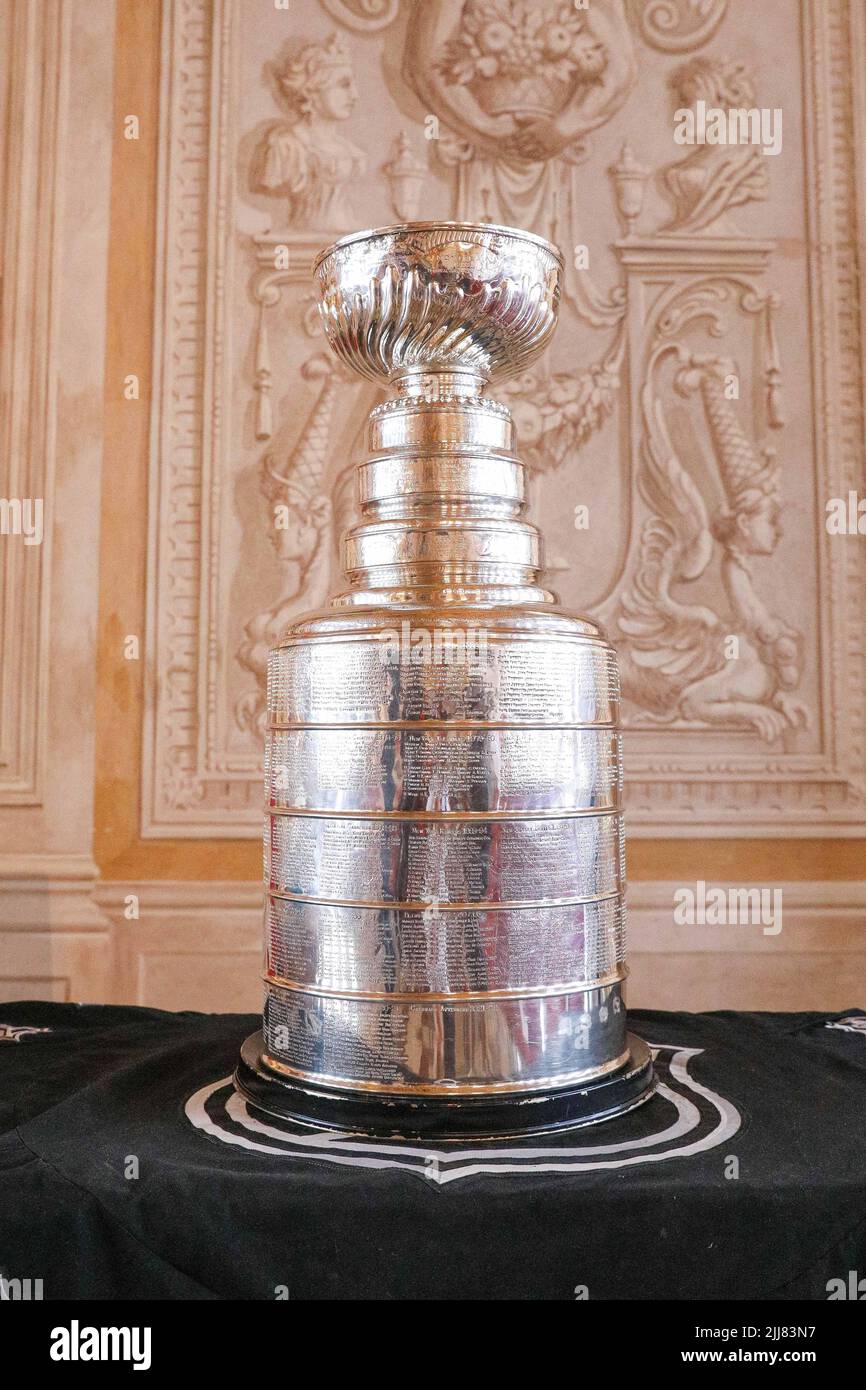 Stanley cup winner hi-res stock photography and images - Alamy
