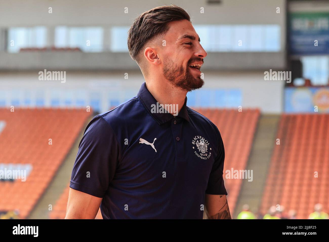 Owen Dale 7 of Blackpool arrives at Bloomfield Road Stock Photo Alamy