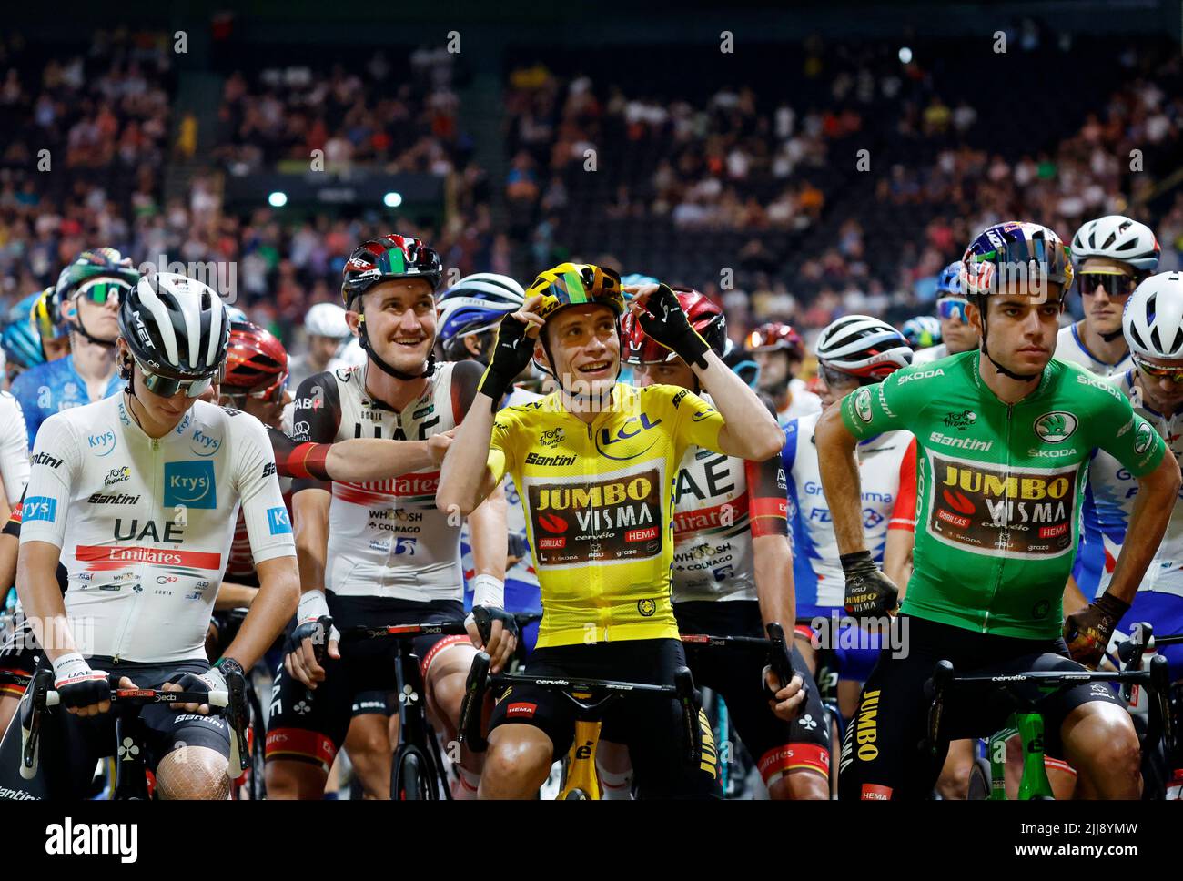Cycling - Tour de France - Stage 21 - Paris La Defense Arena to Champs-Elysees - France - July 24, 2022 UAE Team Emirates' Tadej Pogacar, Jumbo - Visma's Jonas Vingegaard and Jumbo - Visma's Wout Van Aert with riders before the start of stage 21 REUTERS/Gonzalo Fuentes Stock Photo