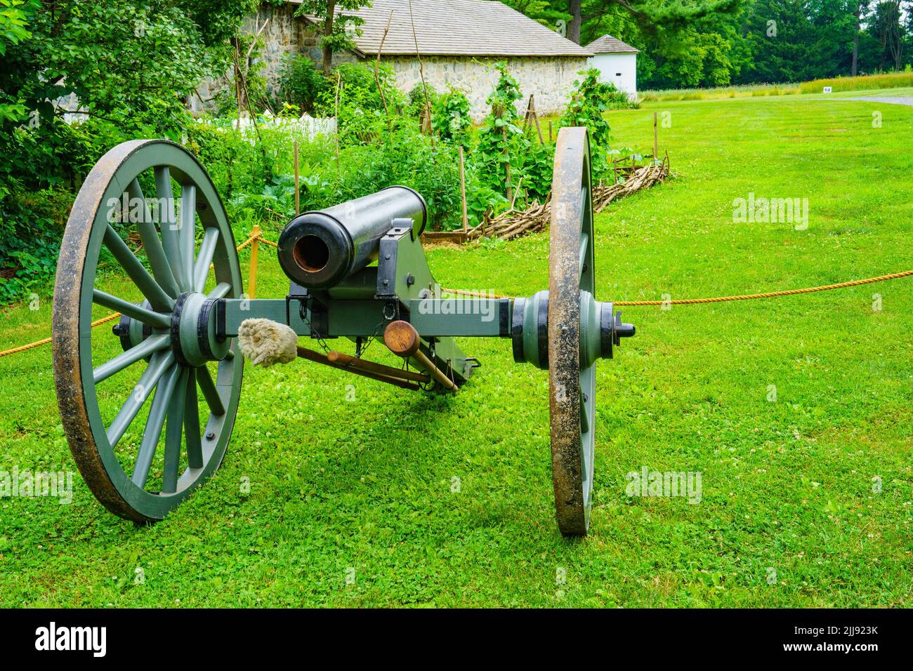 Lancaster, PA, USA – July 16, 2022: A Civil War era cannon on display at the Landis Valley Farm Museum during Civil War Days. Stock Photo