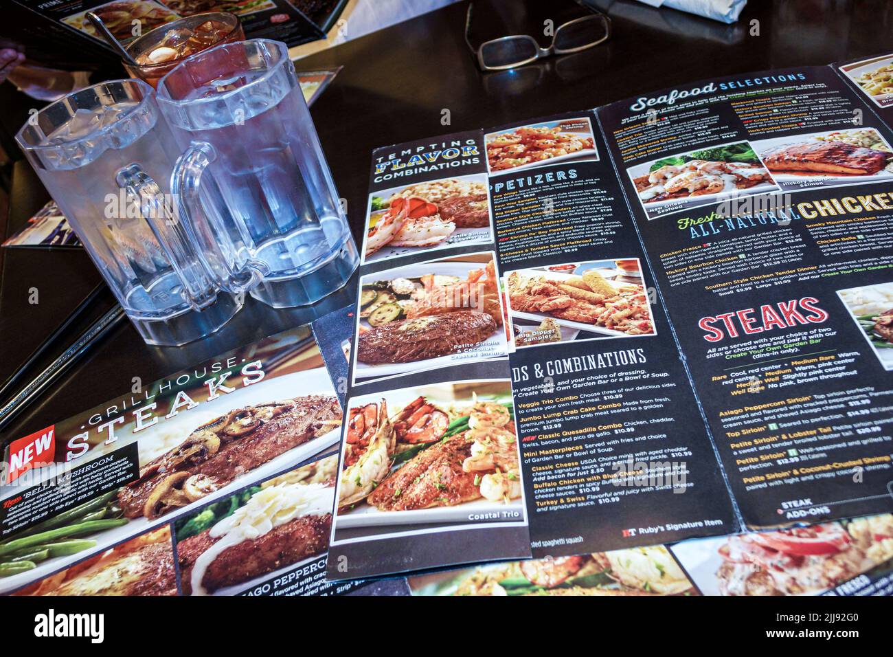 Ellenton Florida,Ruby Tuesday,restaurant restaurants food dining eating out interior inside menu menus choices main course,scene in a photo,USA US Stock Photo