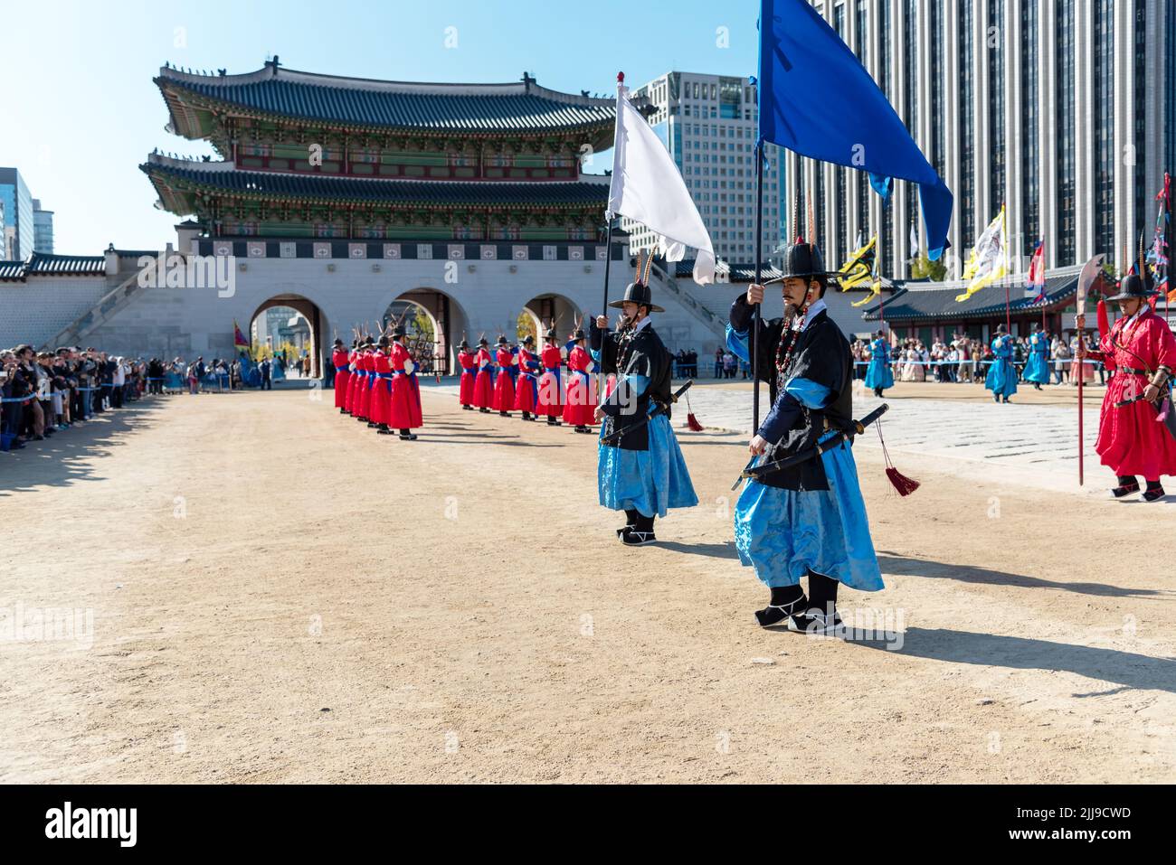 Seoul, South Korea - November 04, 2019: The Royal Guard-Changing Ceremony Gyeongbokgung Palace. The Royal Guard-Changing Ceremony is a great opportuni Stock Photo