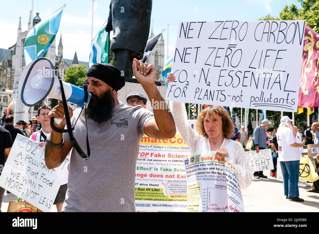 London, UK. 23 July 2022. Counter protest with Piers Corbyn and