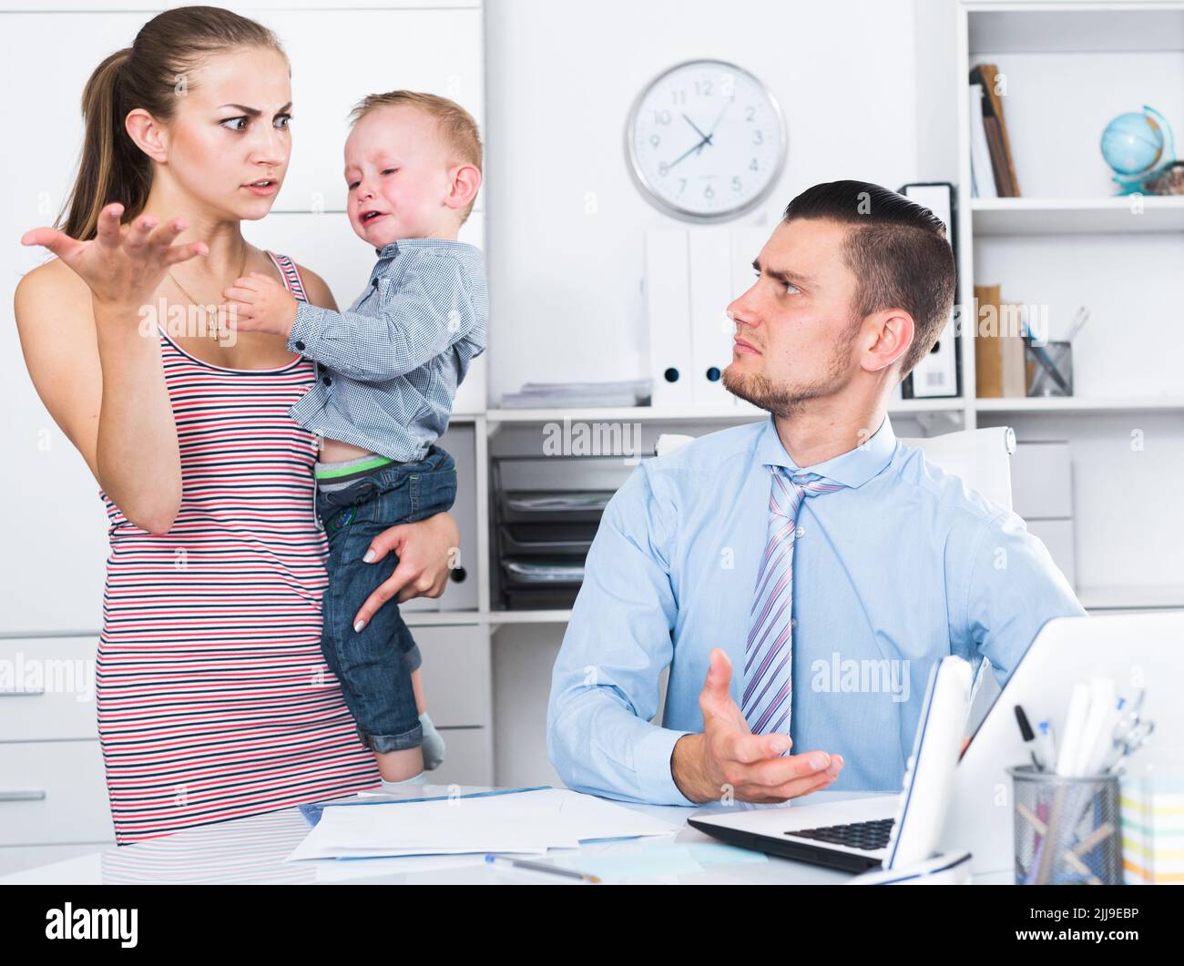 Woman swearing child hi-res stock photography and images - Alamy