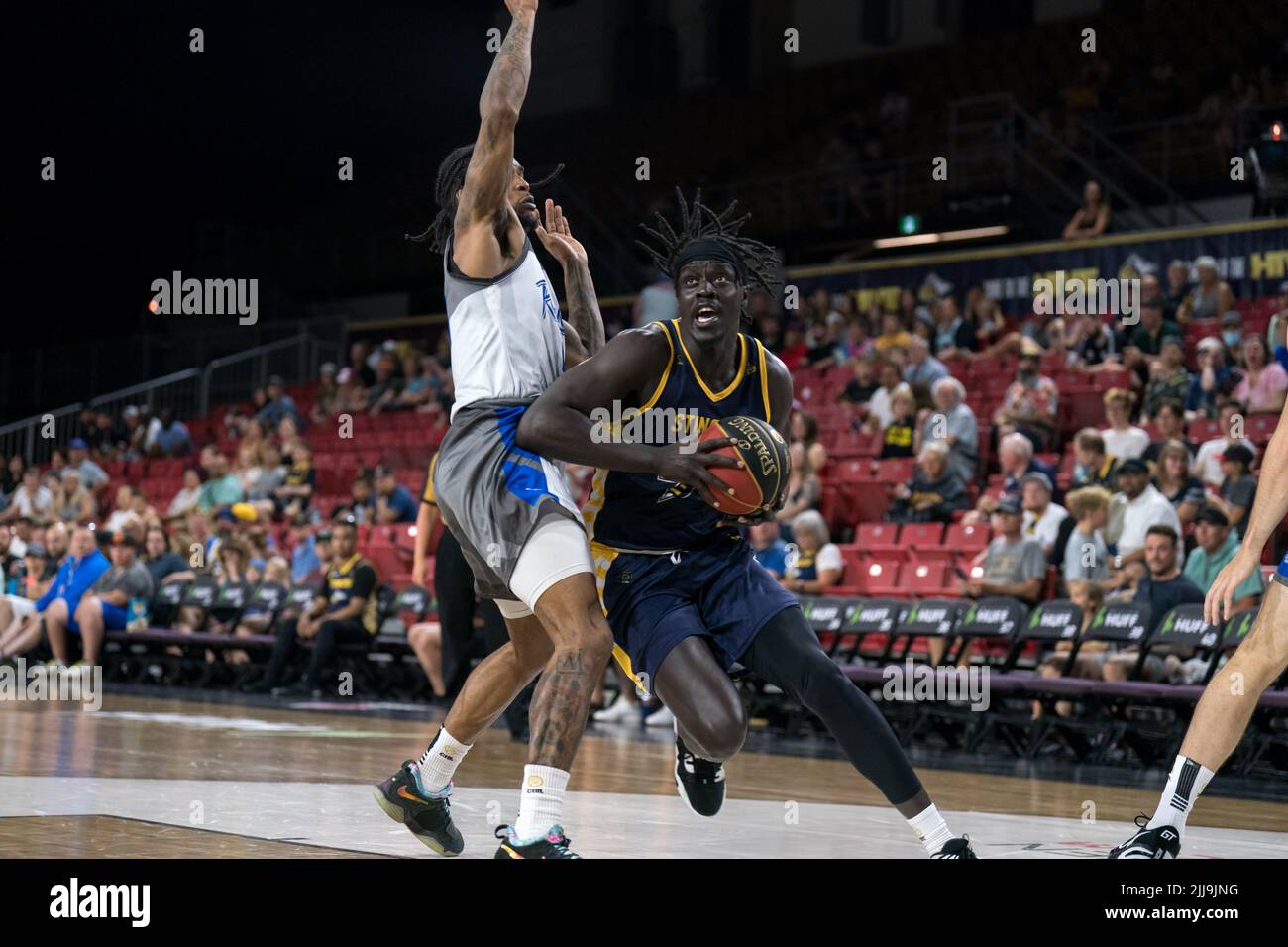 Edmonton, Alberta, Canada. 23rd July, 2022. AHER UGUAK (3) of the Edmonton Stingers in action during a regular season Cebl match up where the Edmonton Stingers hosted the Guelph Nighthawks at Edmonton Expo Centre in Edmonton, Alberta. (Credit Image: © Matthew Helfrich/ZUMA Press Wire) Stock Photo