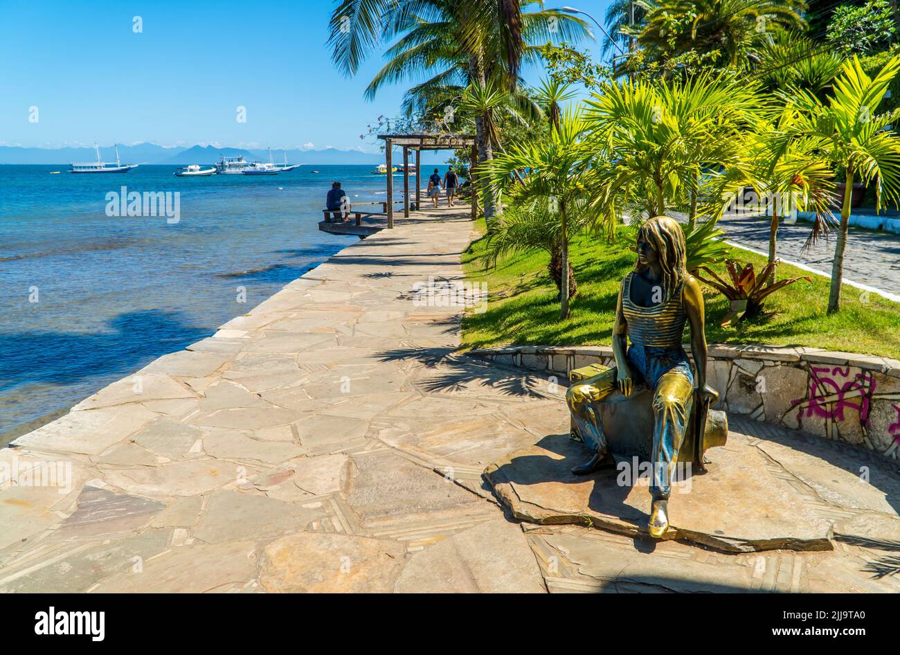A Brigitte Bardot statue in Orla Bardot promenade Stock Photo Alamy