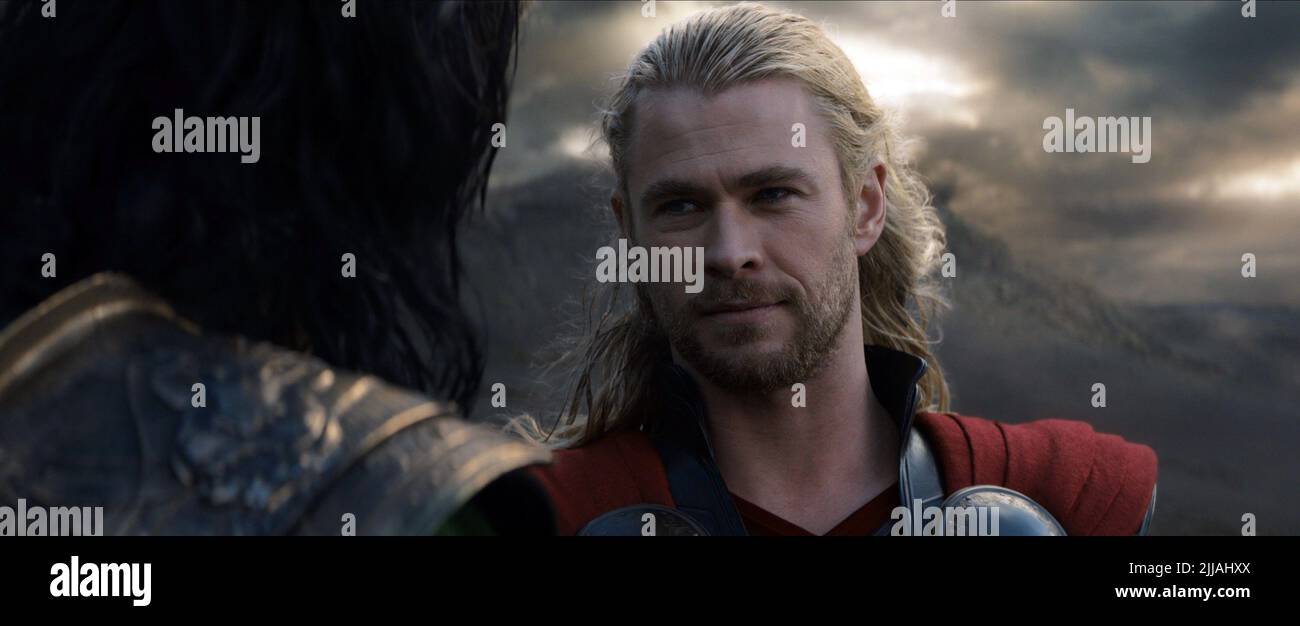 CHRIS HEMSWORTH, THOR: THE DARK WORLD, 2013 Stock Photo