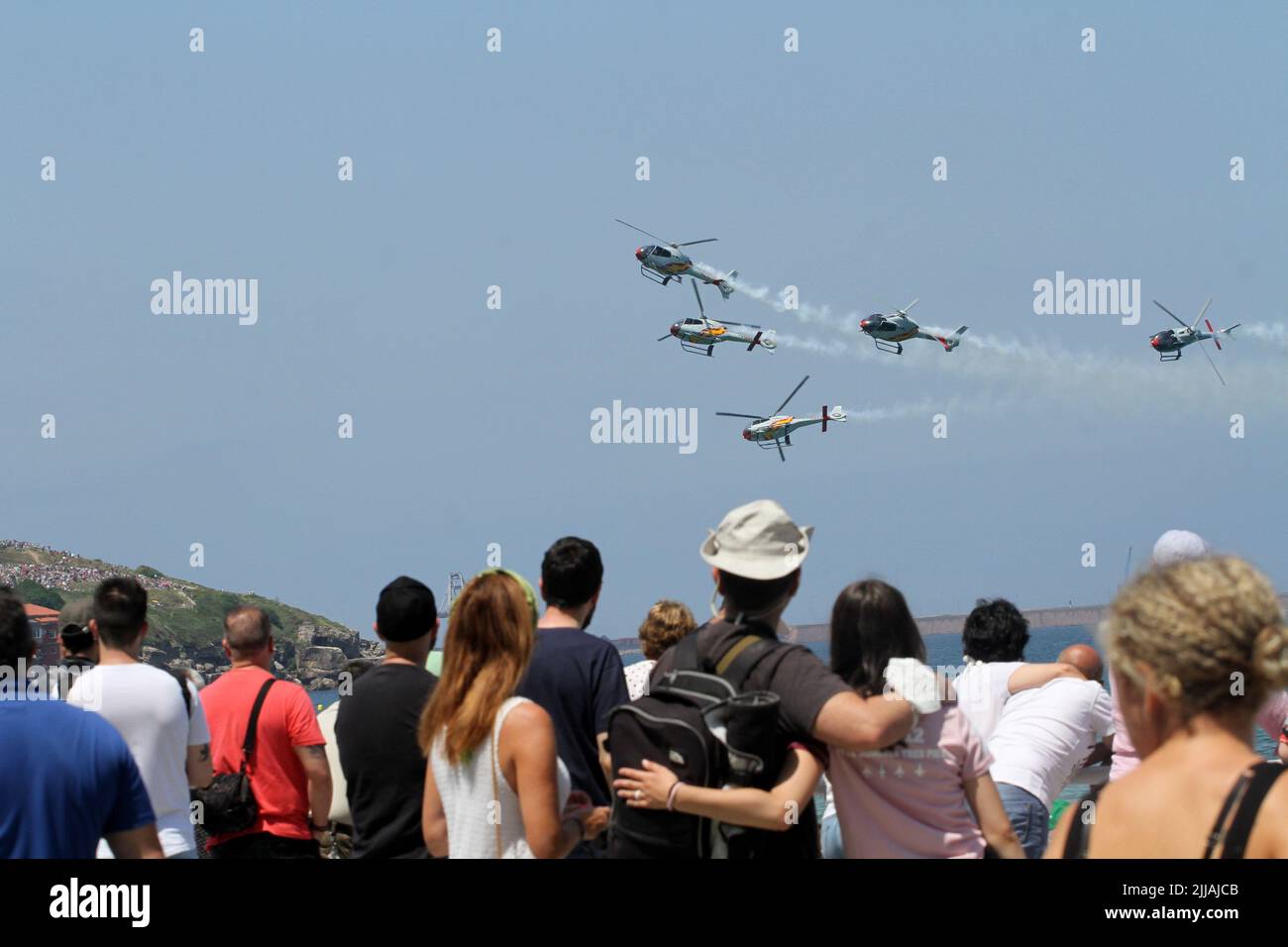 Gijon, Spain. 24th July, 2022. The GijÃ³n International Air Festival is the dean of Spanish aeronautical festivals. In its 25th edition, it has had a varied array of airplanes and a night demonstration at the sunset air festival. (Credit Image: © Mercedes Menendez/Pacific Press via ZUMA Press Wire) Stock Photo