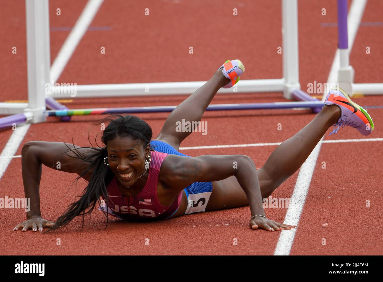 Nia Ali Usa Falls Over The Last Hurdle On 100m Hurdles During The World Athletics Championships On July 23 22 In Eugene Oregon Credit Scs Erik Van Leeuwen Aflo Alamy Live News Stock Photo