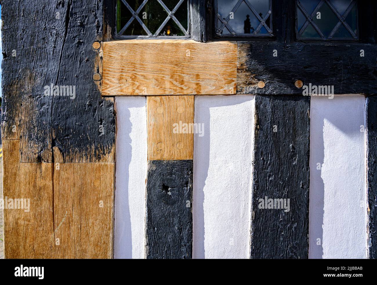 replacement new oak pieces of a timber oak framed building repair restoration Stock Photo