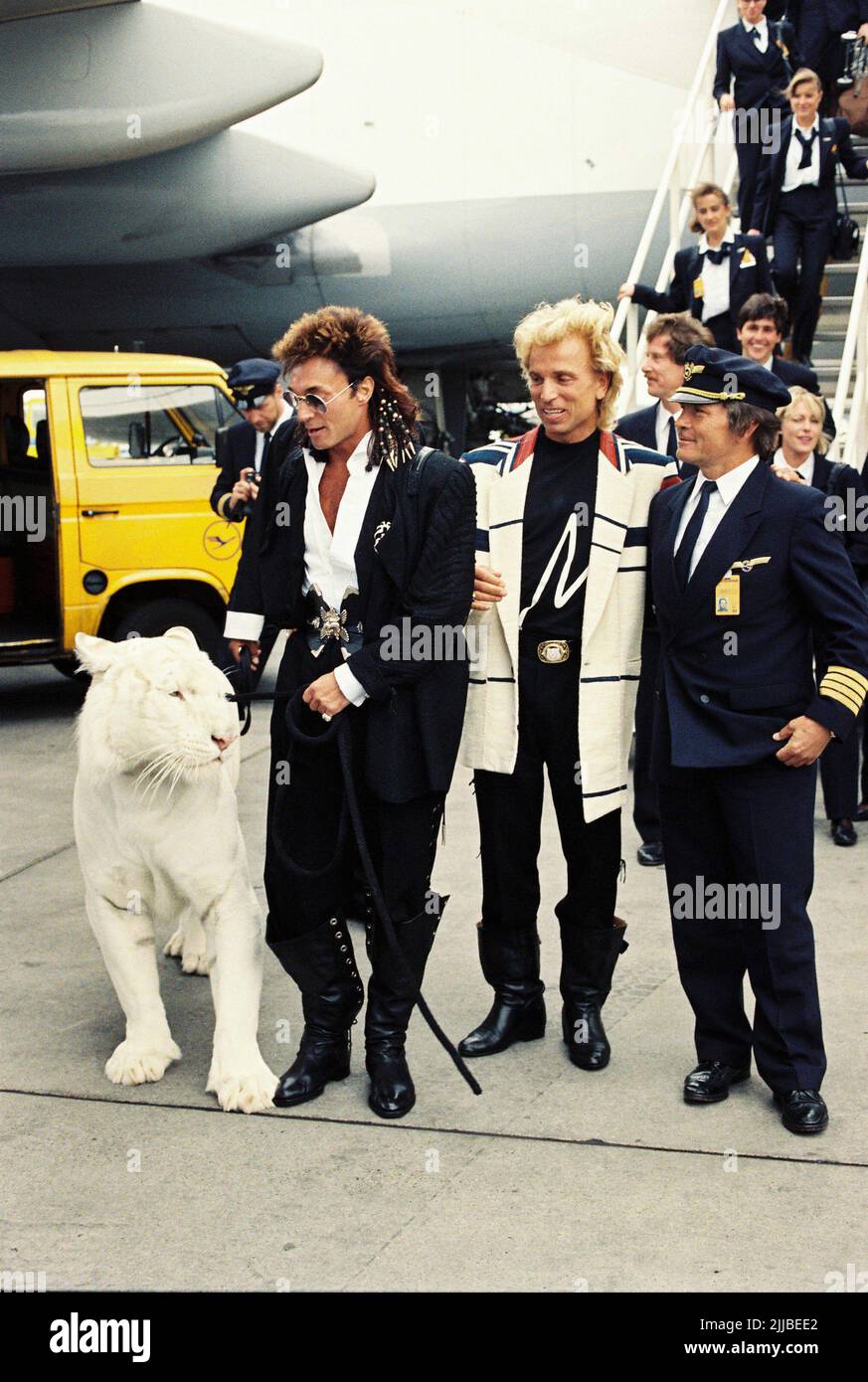 Siegfried Und Roy Schenken Dem Phantasialand In Brhl Bei Kln Zum 20