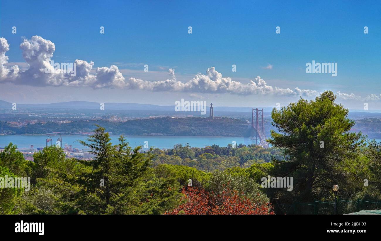 25th april bridge lisbon hi-res stock photography and images - Alamy