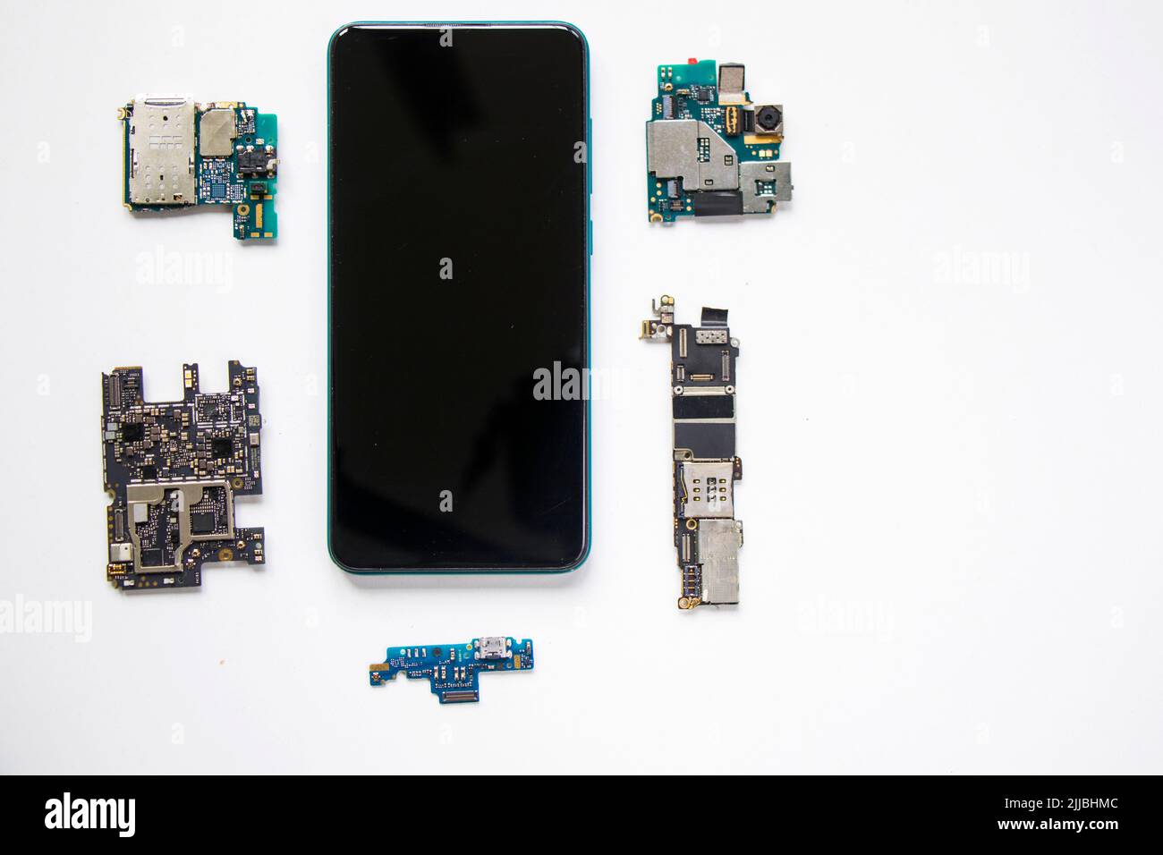 Microship Phone Electronic motherboard, isometric processor microchip of mobile phone ...