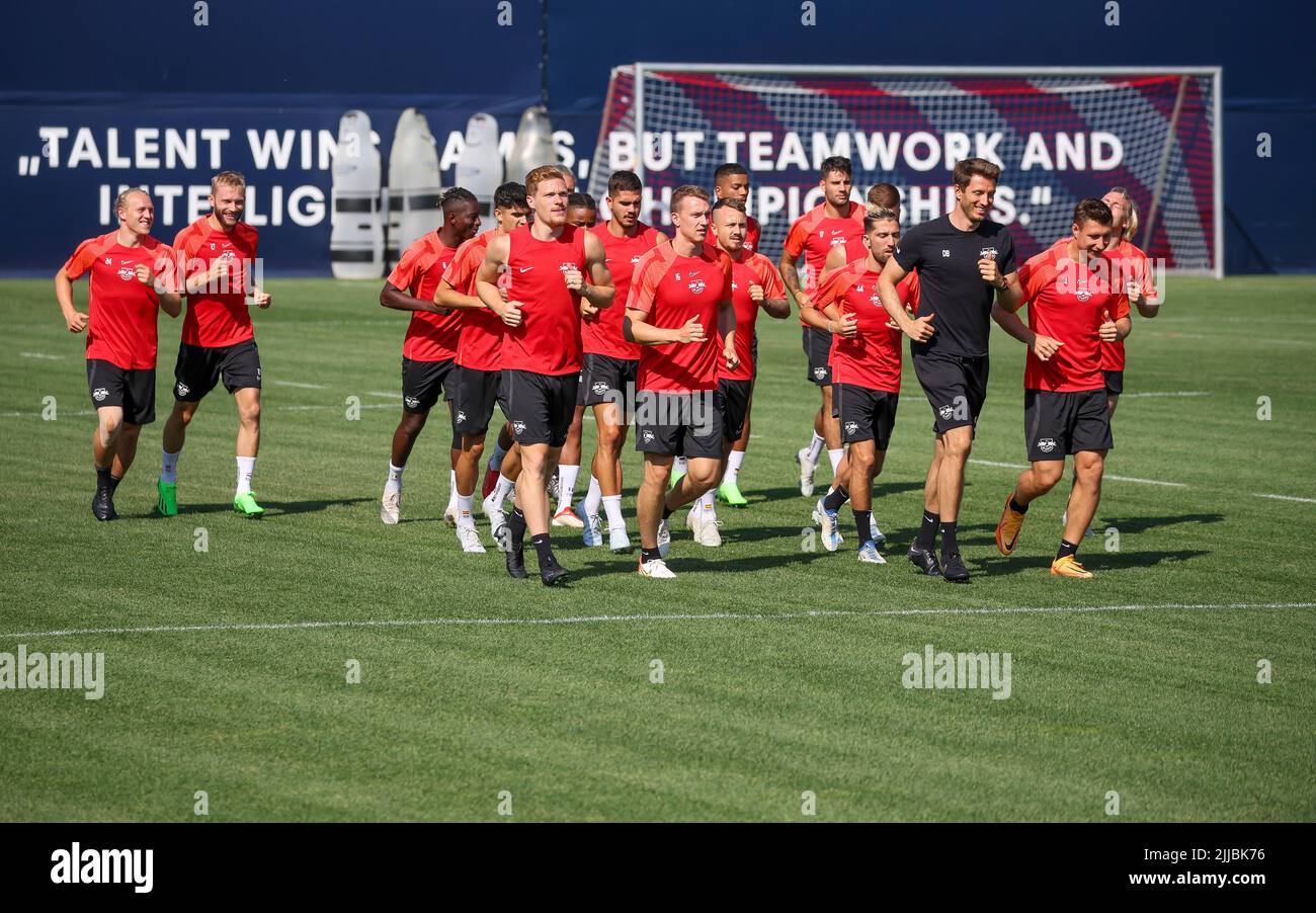 Leipzig, Germany. 25th July, 2022. Soccer: Bundesliga, ffentliches Training RB Leipzig before the Supercup in the training center. The team runs a lap of the pitch. Credit: Jan Woitas/dpa - IMPORTANT NOTE: In accordance with the requirements of the DFL Deutsche Fußball Liga and the DFB Deutscher Fußball-Bund, it is prohibited to use or have used photographs taken in the stadium and/or of the match in the form of sequence pictures and/or video-like photo series./dpa/Alamy Live News Stock Photo