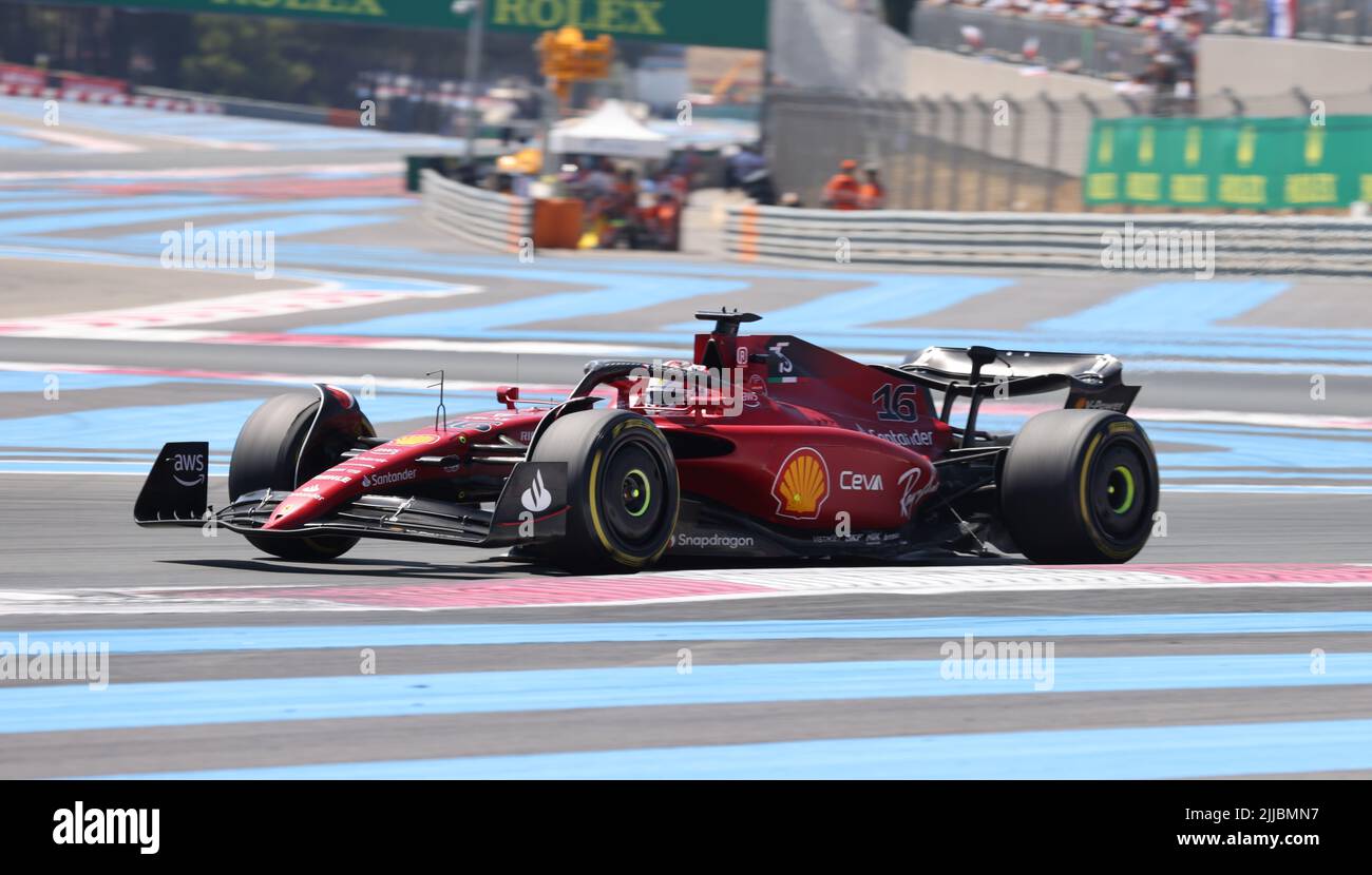 Kevin Magnussen gør come-back I Formel 1 når sæsonens første løb skydes i gang i Bahrain Stock Photo