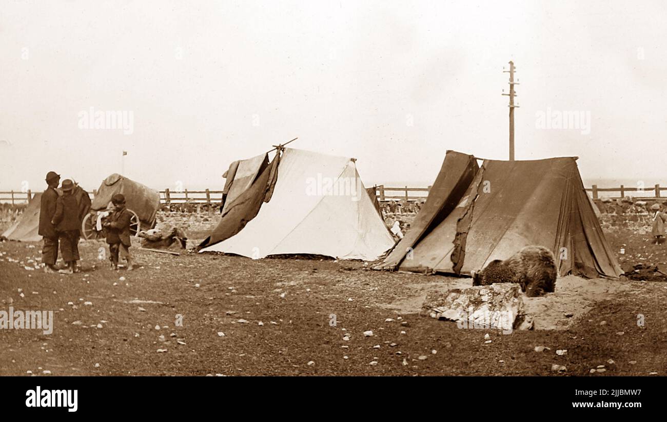 Gypsies camping near Llandudno, Wales, early 1900s Stock Photo