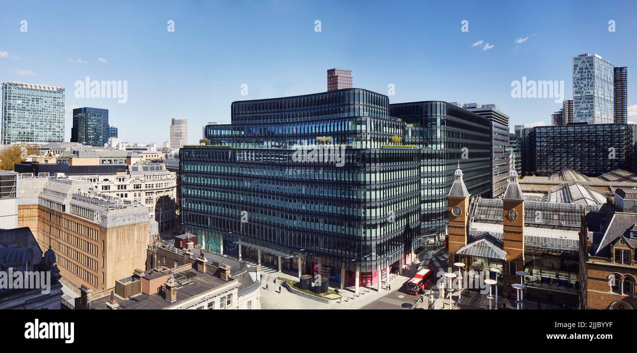 Elevated overall view of 100 Liverpool Street in City of London context