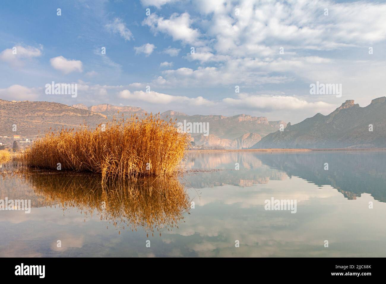 Sant Llorenç de Montgai reservoir, Lleida, Spain Stock Photo