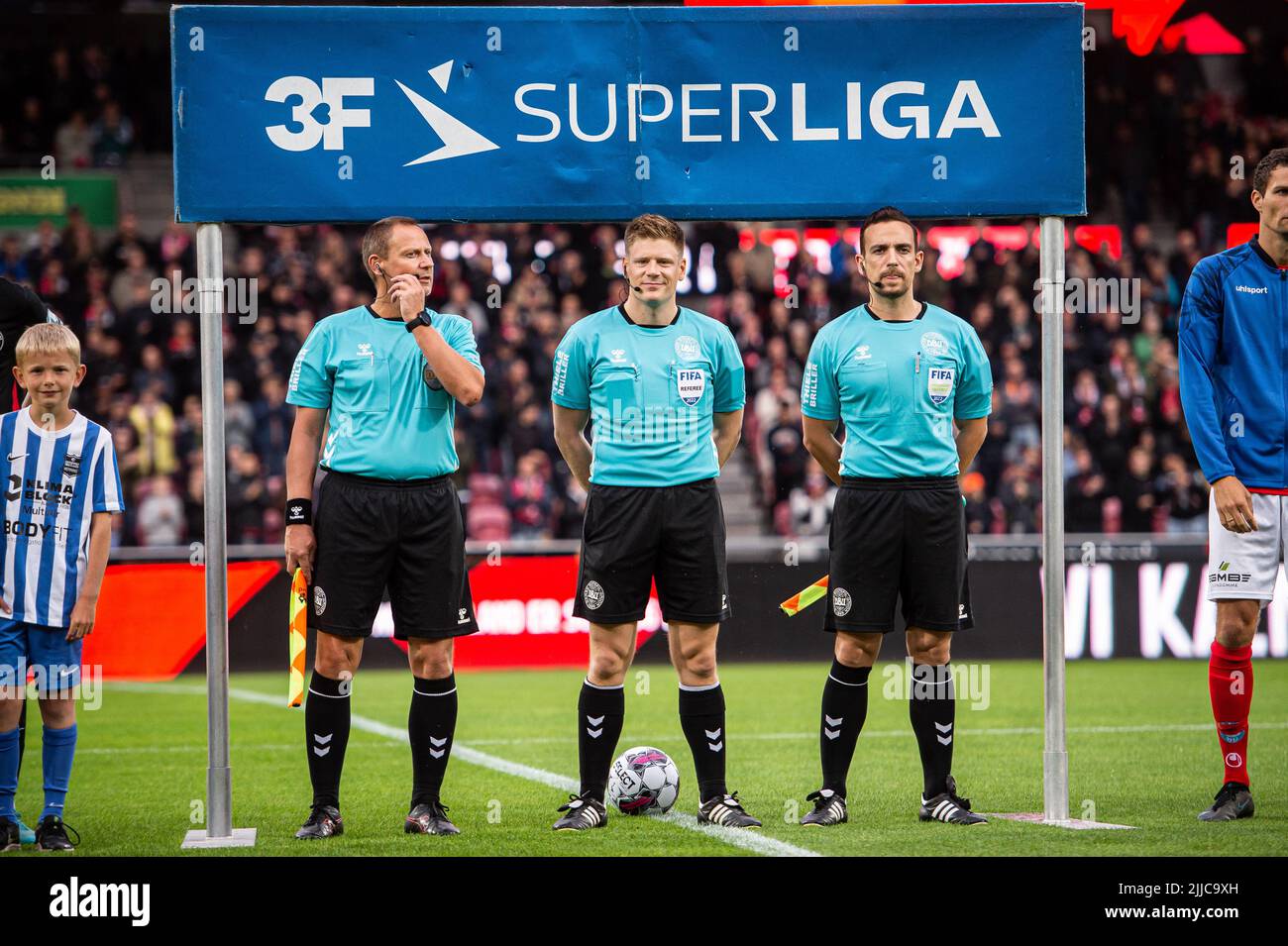 Herning, Denmark. 22nd, July 2022. Referee Jakob Sundberg seen during the 3F Superliga match between FC Midtjylland and Silkeborg IF at MCH Arena in Herning. (Photo credit: Gonzales Photo - Morten Kjaer). Stock Photo