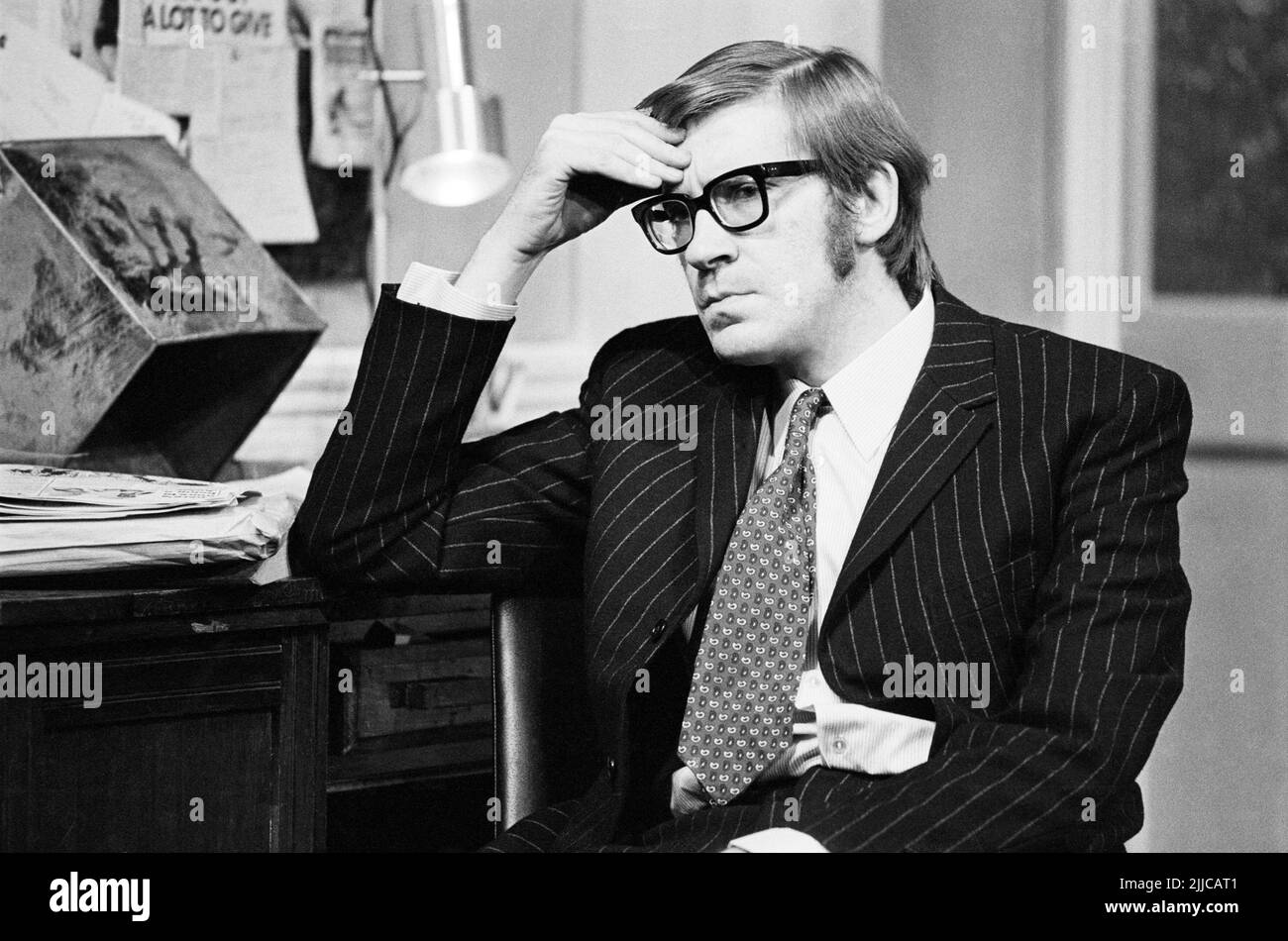 David Warner (Hammett) in THE GREAT EXHIBITION by David Hare at the Hampstead Theatre, London NW3   24/02/1972  design: Saul Radomsky  lighting: Nick Chelton  director: Richard Eyre Stock Photo