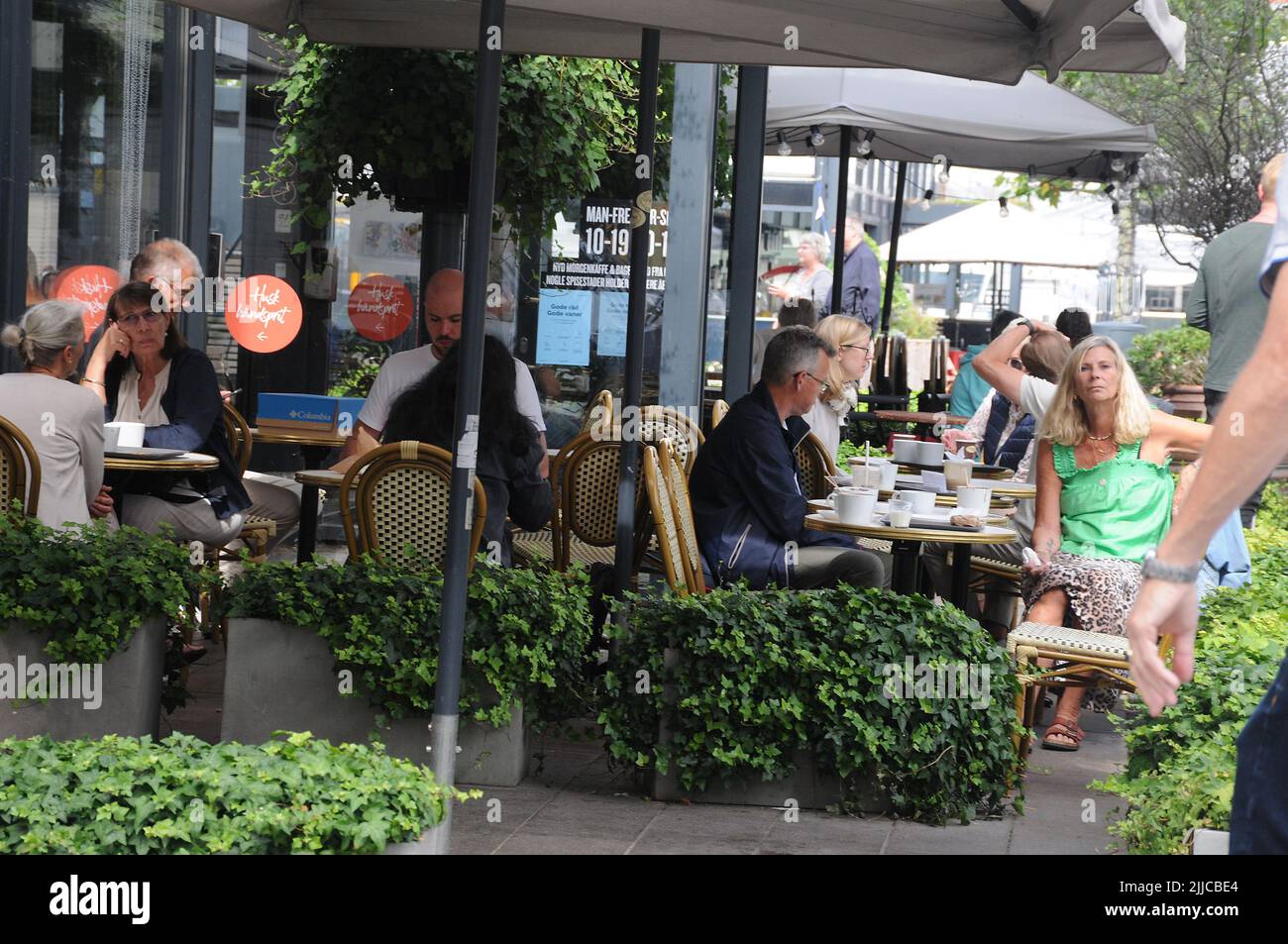 Copenhagen /Denmark/25 July 2022/ Outdoor service food and drinks in
