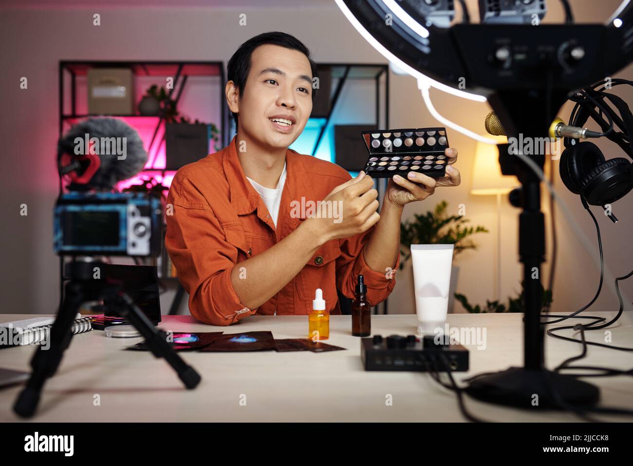 Portrait happy influencer reviewing hi-res stock photography and images ...
